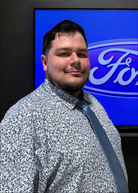 Cody Cuerrier, membre de l'équipe des ventes Desjardins Auto Collection